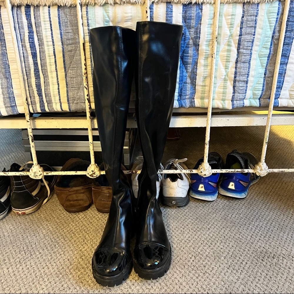 Knew high Faux Leather boots